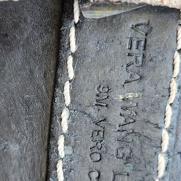 Vera wang Lavender label black sandals - Picture 2 of 13